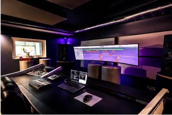 Aufnahmesetup mit Neumann U87 und UAD Interface